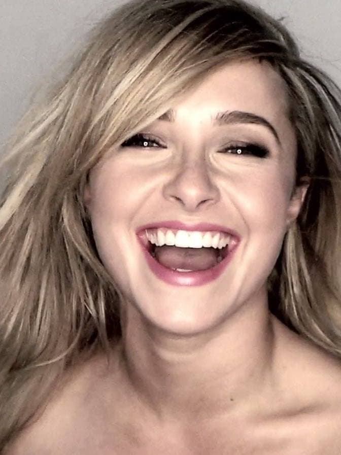 Close-up of Hayden Panettiere smiling with tousled blonde hair.